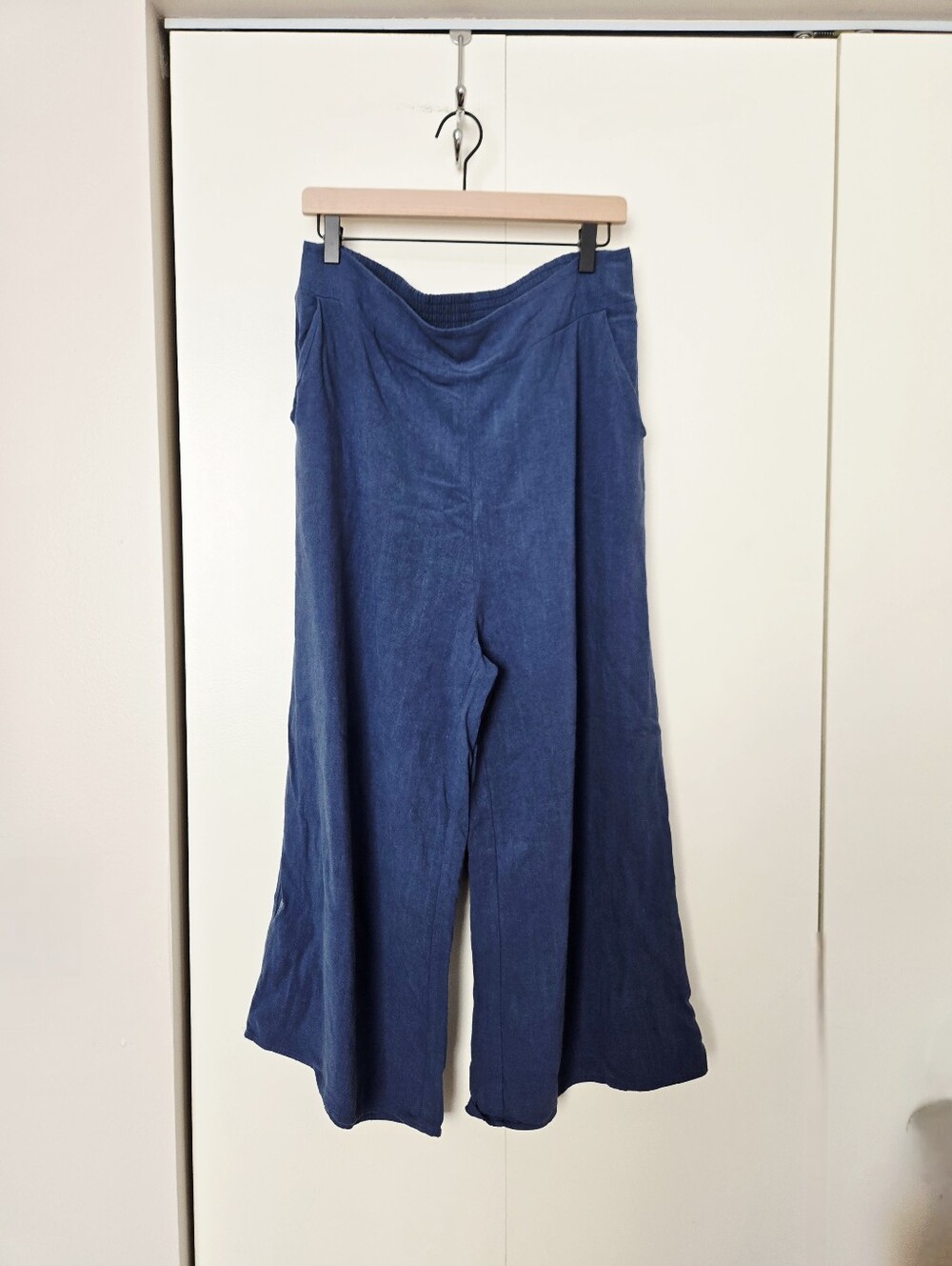 Anrabess Matching Set - Picture 4 of 5